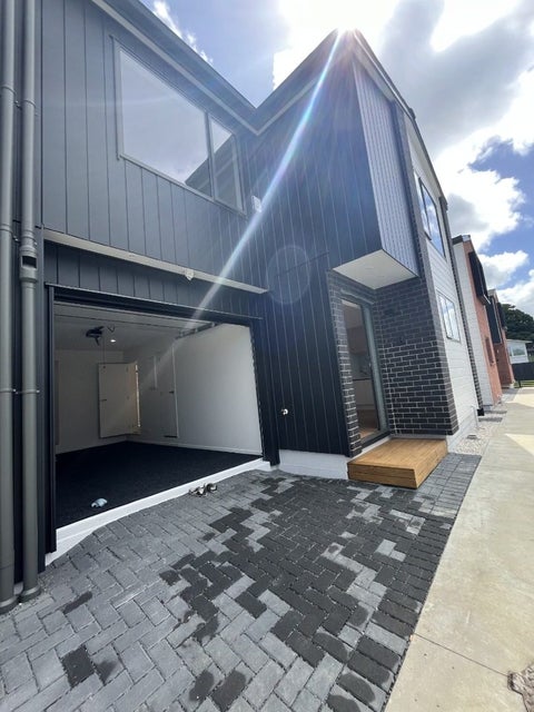 28 Greenmeadows Avenue, Manurewa East, Auckland