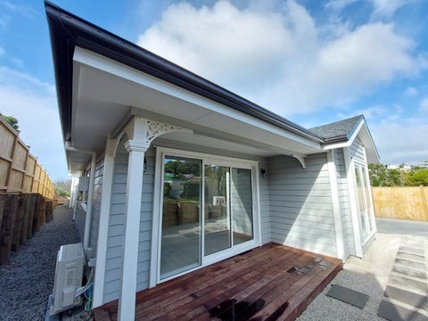 15 Helvetia Drive, Browns Bay, Auckland