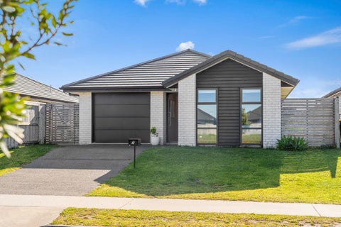 7 Tiria Drive, Papamoa Beach, Papamoa