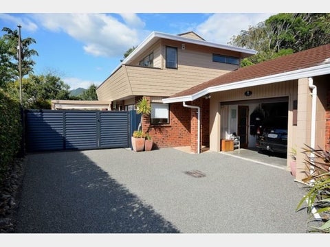 17A Kowhai Grove, Waikanae, Waikanae