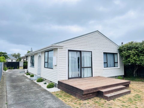 17 Mafeking Street, New Brighton, Christchurch