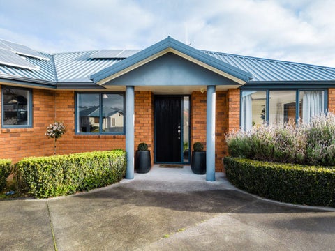 23 Oaklands Drive, Cambridge, Cambridge