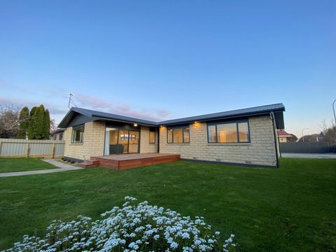 143 Great North Road, Winton, Winton