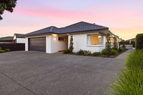 34 Lotus Avenue, Mount Maunganui, Mount Maunganui