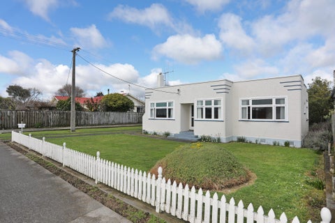 18 Hammond Street, Marton