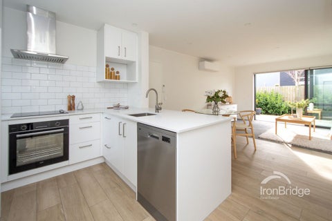 30E Hills Road, Edgeware, Christchurch