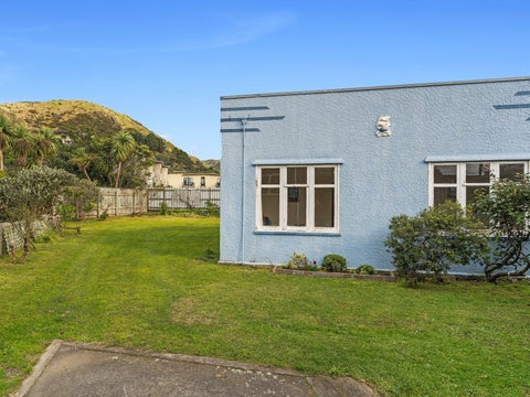 8A Robertson Road, Paekakariki