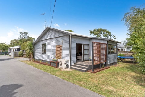 21A Lyon Street, Featherston