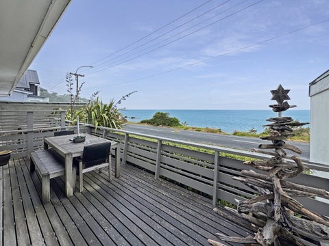 123 Marine Parade, Seatoun, Wellington