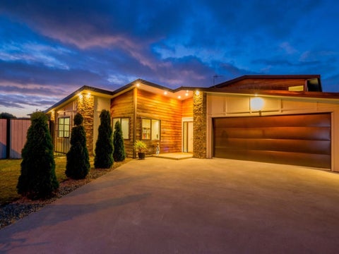 15 Meadow Court, Paraparaumu