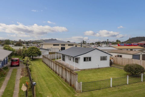 1 Cholmondeley Crescent, Whitianga, Whitianga