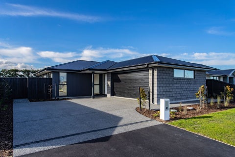 102 Faulks Drive, Lincoln, Lincoln