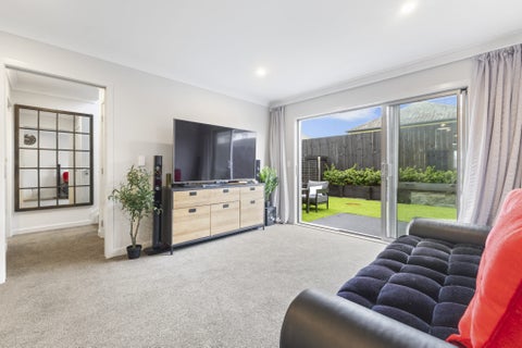 58 Paretaiuru Crescent, Papakura, Papakura