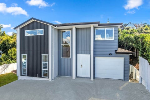 13A Cottam Grove, Northcross, Auckland