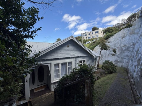 44 Northland Road, Northland, Wellington