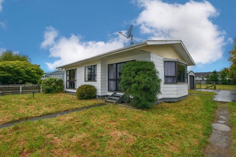 9 Lincoln Road, Carterton