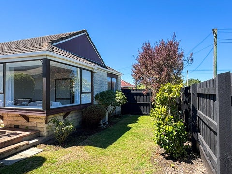 1/14 Croziers Road, St Albans, Christchurch