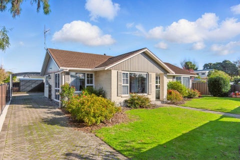 2 Gabriel Street, Raumati Beach, Paraparaumu