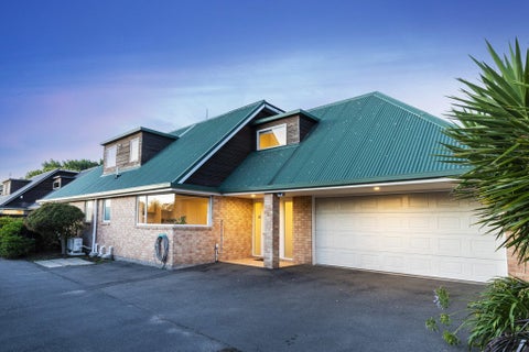 2/37 Avonhead Road, Avonhead, Christchurch