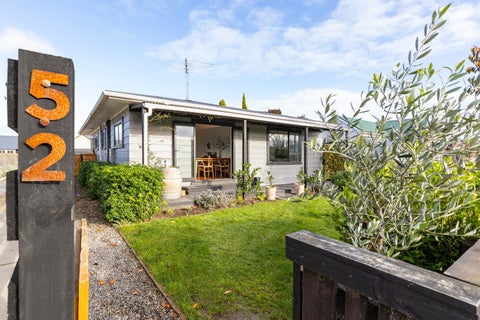 52 Cologne Street, Martinborough