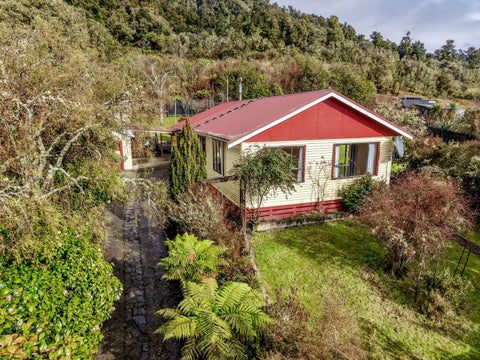 9 Main Road, Harihari, Harihari