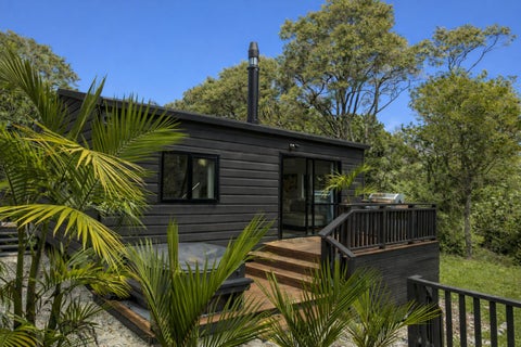 12 Okoka Road, Omiha, Waiheke Island