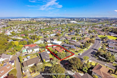 141 Everglade Drive, Totara Heights, Auckland