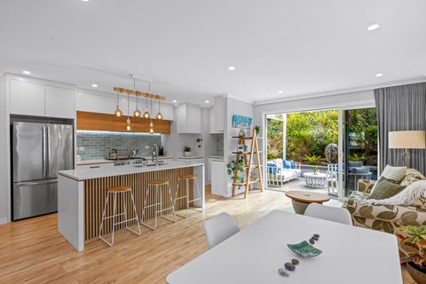 134 Arran Point Parade, Orewa, Orewa