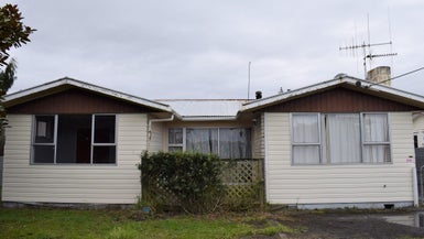16 Te Rauparaha Street, Otaki
