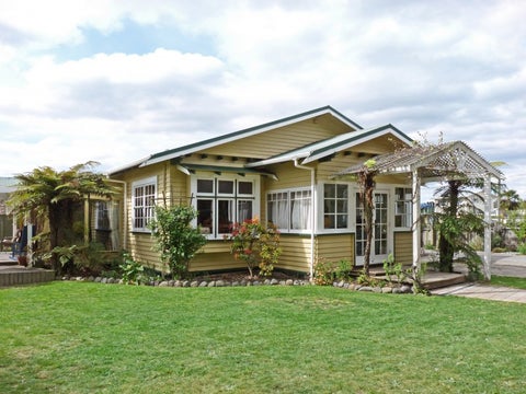85 Whitby Road, Wakefield
