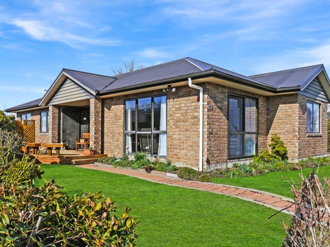 2 Glencairn Road, Twizel