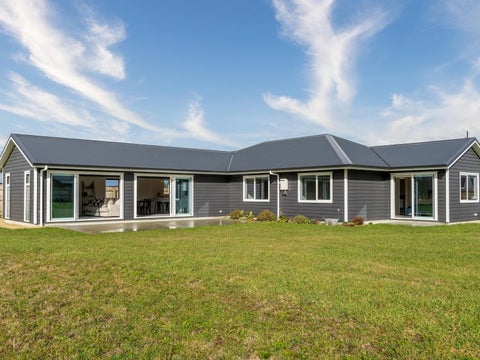 17 Mill Grove, Clareville, Carterton