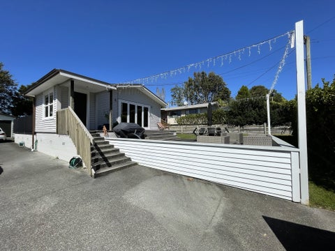 6 Karaka Road, Whenuapai, Auckland