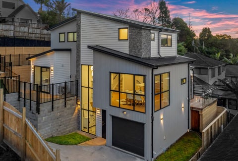 60A Powrie Street, Glenfield, Auckland