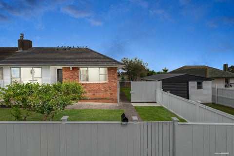 1/507 Massey Road, Mangere, Auckland