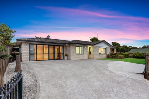 17 Courtvale Place, Flat Bush, Auckland