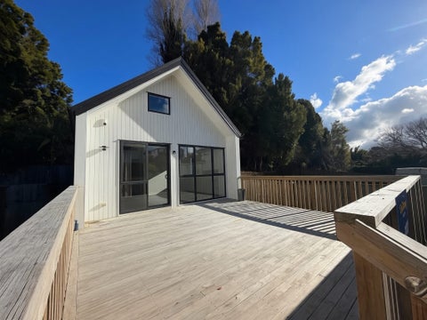 122C Lancaster Road, Beach Haven, Auckland