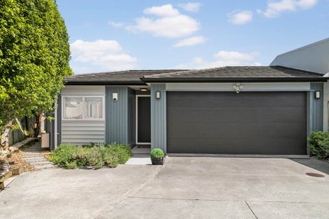 11 Karetai Crescent, Favona, Auckland