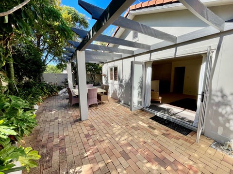 1/2 Evan Street, Belmont, Auckland