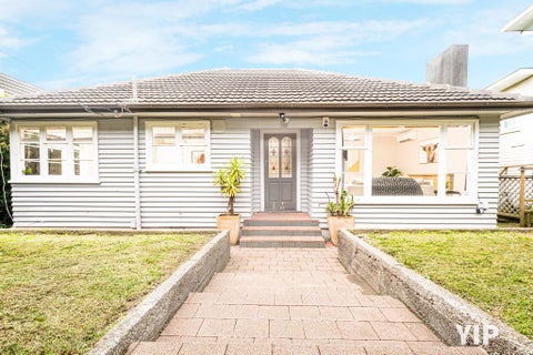 27 Spenmoor Street, Newlands, Wellington