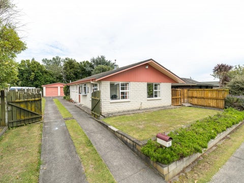 23 Humphries Place, Awapuni, Palmerston North