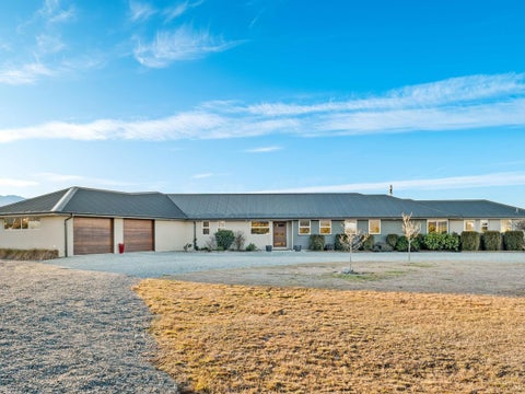 84 Boundary Terrace, Twizel
