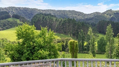 525 Ness Valley Road, Papakura