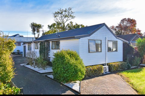 1/3 Hoylake Place, Wattle Downs, Auckland