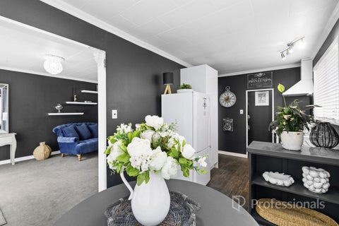 2/3 Norfolk Street, Belmont, Lower Hutt