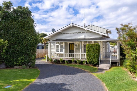 12A Bankart Street, Raglan, Raglan