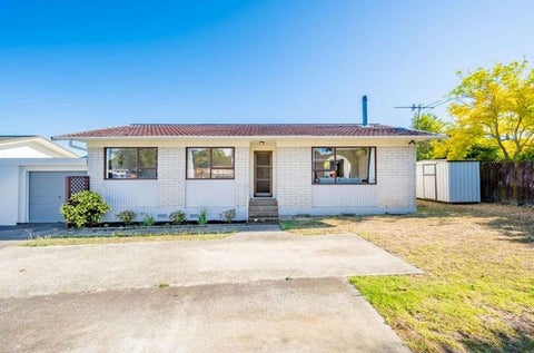 2/32 Ballater Place, Highland Park, Auckland