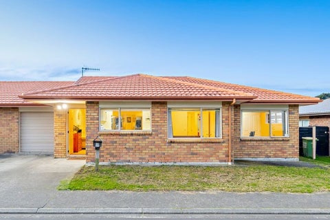 17 Carlas Way, Ranui, Auckland