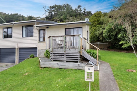 12 Crawford grove, Naenae, Lower Hutt