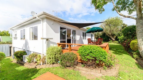 2/68A Alfriston Road, Manurewa East, Auckland
